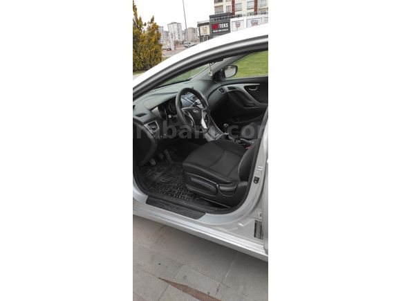 Sahibinden Hyundai Elantra 1.6 D-CVVT Mode Plus 2013 Model