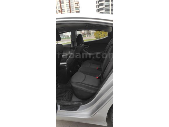 Sahibinden Hyundai Elantra 1.6 D-CVVT Mode Plus 2013 Model