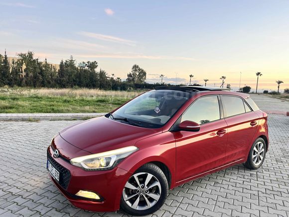 Sahibinden Hyundai i20 1.4 MPI Style 2017 Model Antalya 50.000 km Bordo