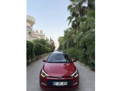 Sahibinden Hyundai i20 1.4 MPI Style 2017 Model Antalya 61*** km Bordo