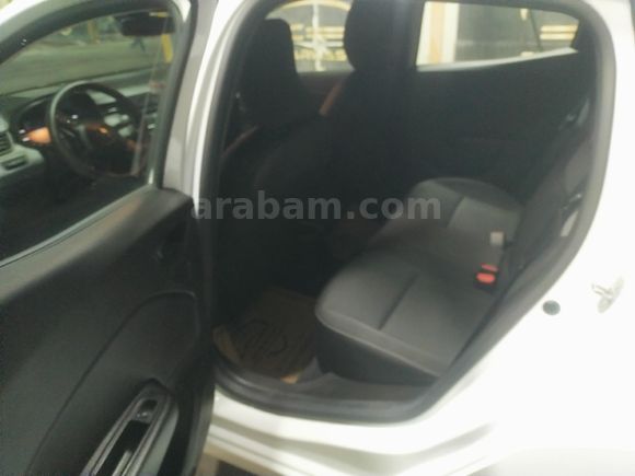 Sahibinden Renault Clio 1.0 TCe Equilibre 2023 Model
