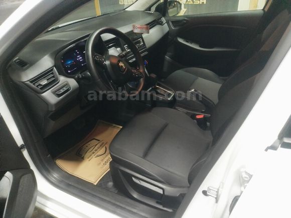 Sahibinden Renault Clio 1.0 TCe Equilibre 2023 Model