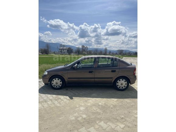 Opel Astra 1.6 //16WALF// 1998 MODEL GL
