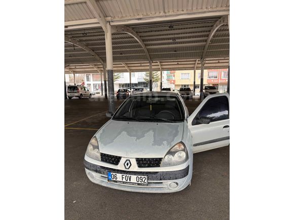 Sahibinden Renault Clio 1.5 dCi Expression 2003 Model  247000km Gri (Gümüş)