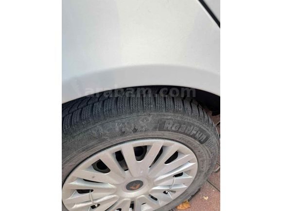 Sahibinden Renault Clio 1.5 dCi Expression 2003 Model  247000km Gri (Gümüş)