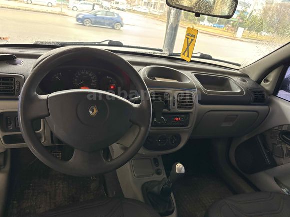 Sahibinden Renault Clio 1.5 dCi Expression 2003 Model  247000km Gri (Gümüş)