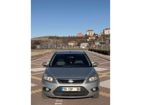 Sahibinden Ford Focus 1.6 TDCi Trend X 2010 Model  262.000 km Gri (Gümüş)