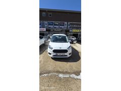 Galeriden Ford Tourneo Courier 1.5 TDCi Delux 2022 Model Gaziantep