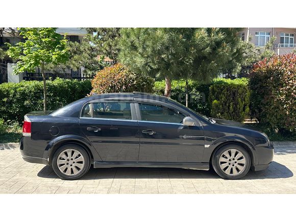 GEBZE SEZGİN OTOMOTİVDEN Opel Vectra 2.2 DTI Elegance 2003 Model Kocaeli