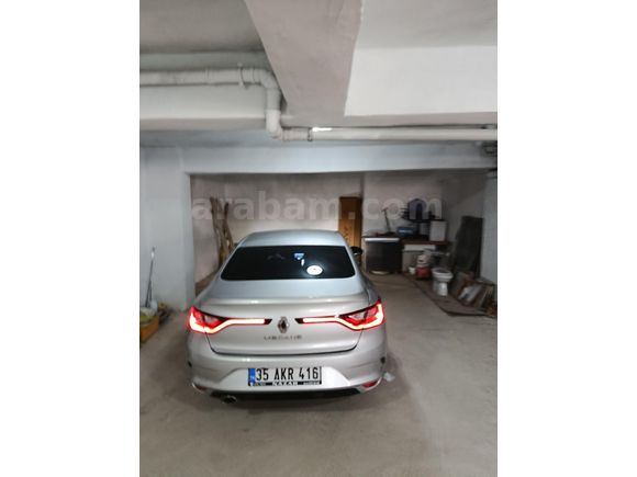 Sahibinden Renault Megane 1.3 TCe Joy 2019 Model  85.500 km Gri (titanyum)