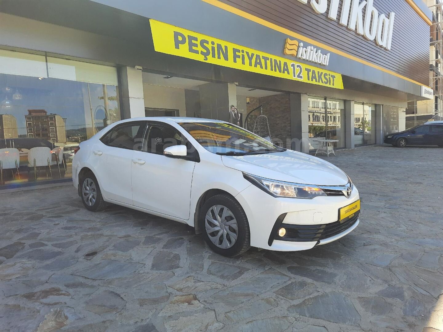 Galeriden Toyota Corolla 1.6 Life 2018 Model İzmir 54.000 km Beyaz 6