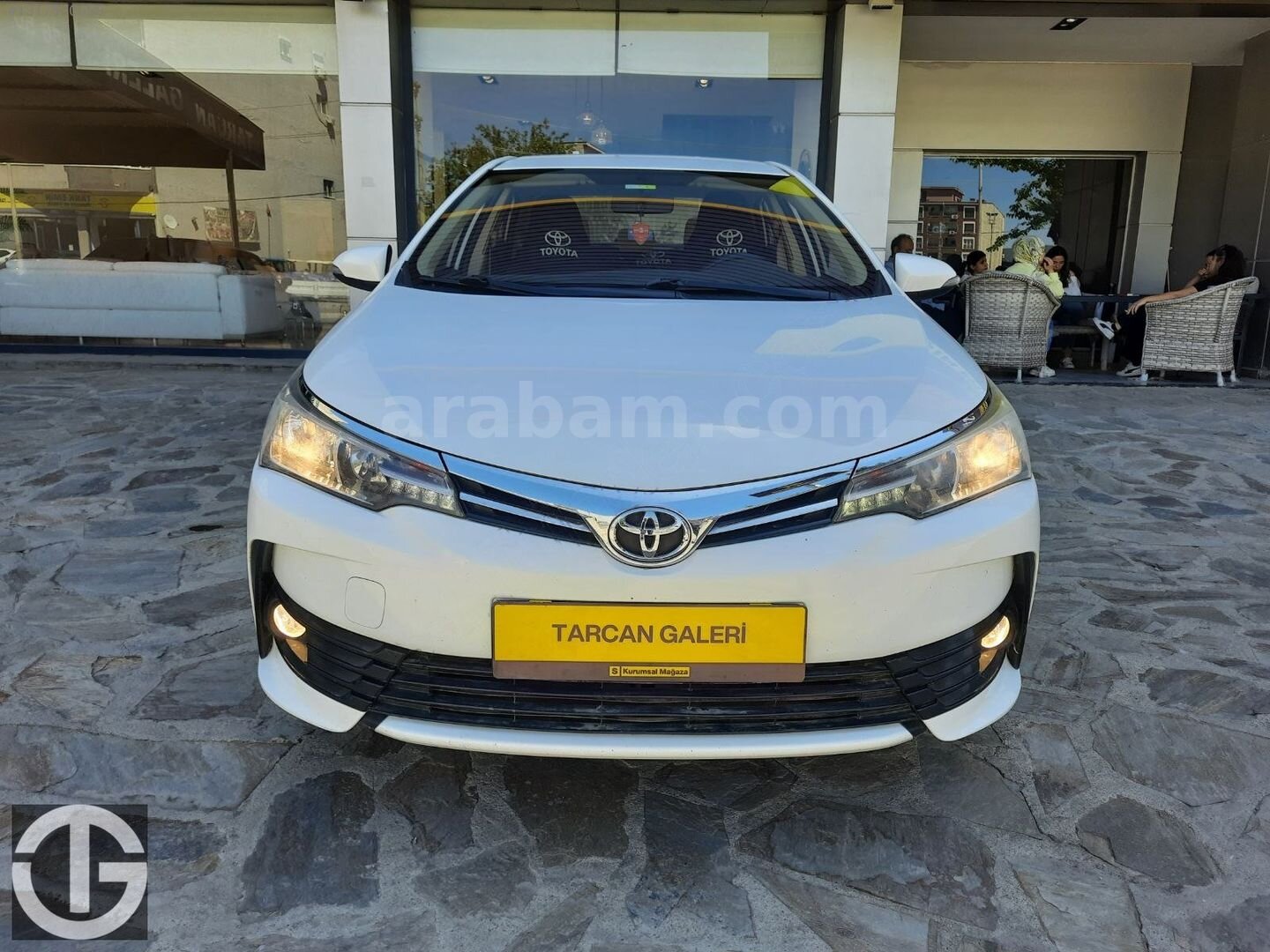 Galeriden Toyota Corolla 1.6 Life 2018 Model İzmir 54.000 km Beyaz 2