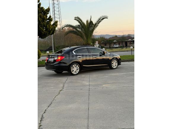 HATASIZ SINIF DÜŞÜK KM SERVİS BAKIMLI  MEMURDAN