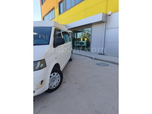 Sahibinden Volkswagen MultiVan 1.9 TDI 2004 Model  250.000 km Beyaz