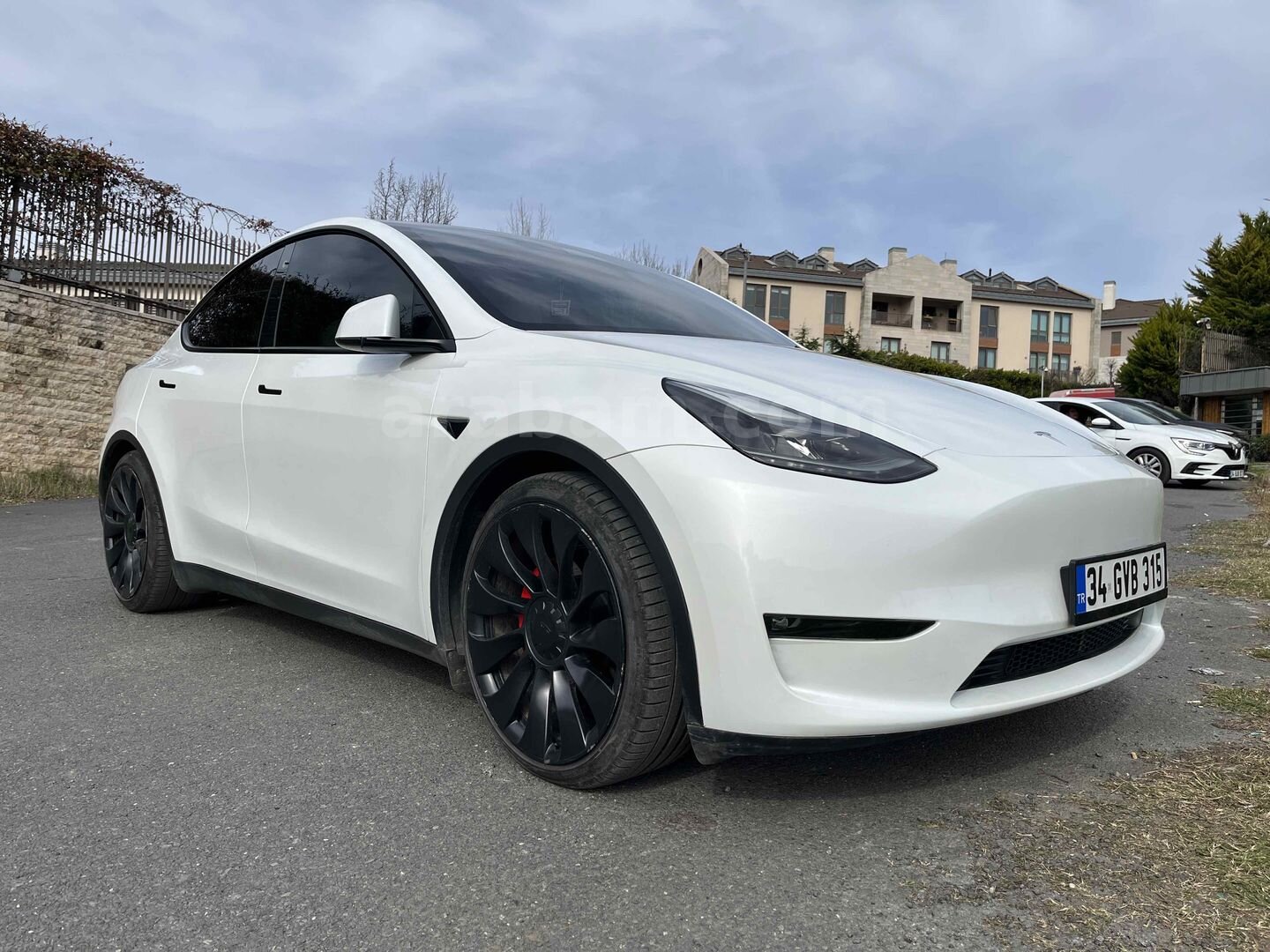 Sahibinden Tesla Model Y Performance (Legacy) 2023 Model İstanbul 50.000 km Beyaz 2