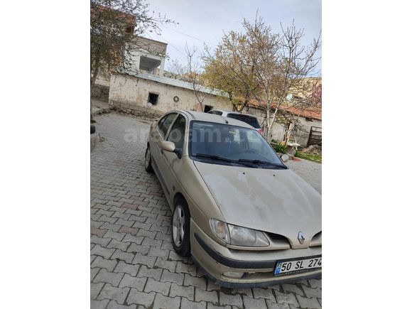 Sahibinden Renault Megane 2.0 RXT 1999 Model