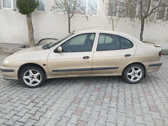 Sahibinden Renault Megane 2.0 RXT 1999 Model