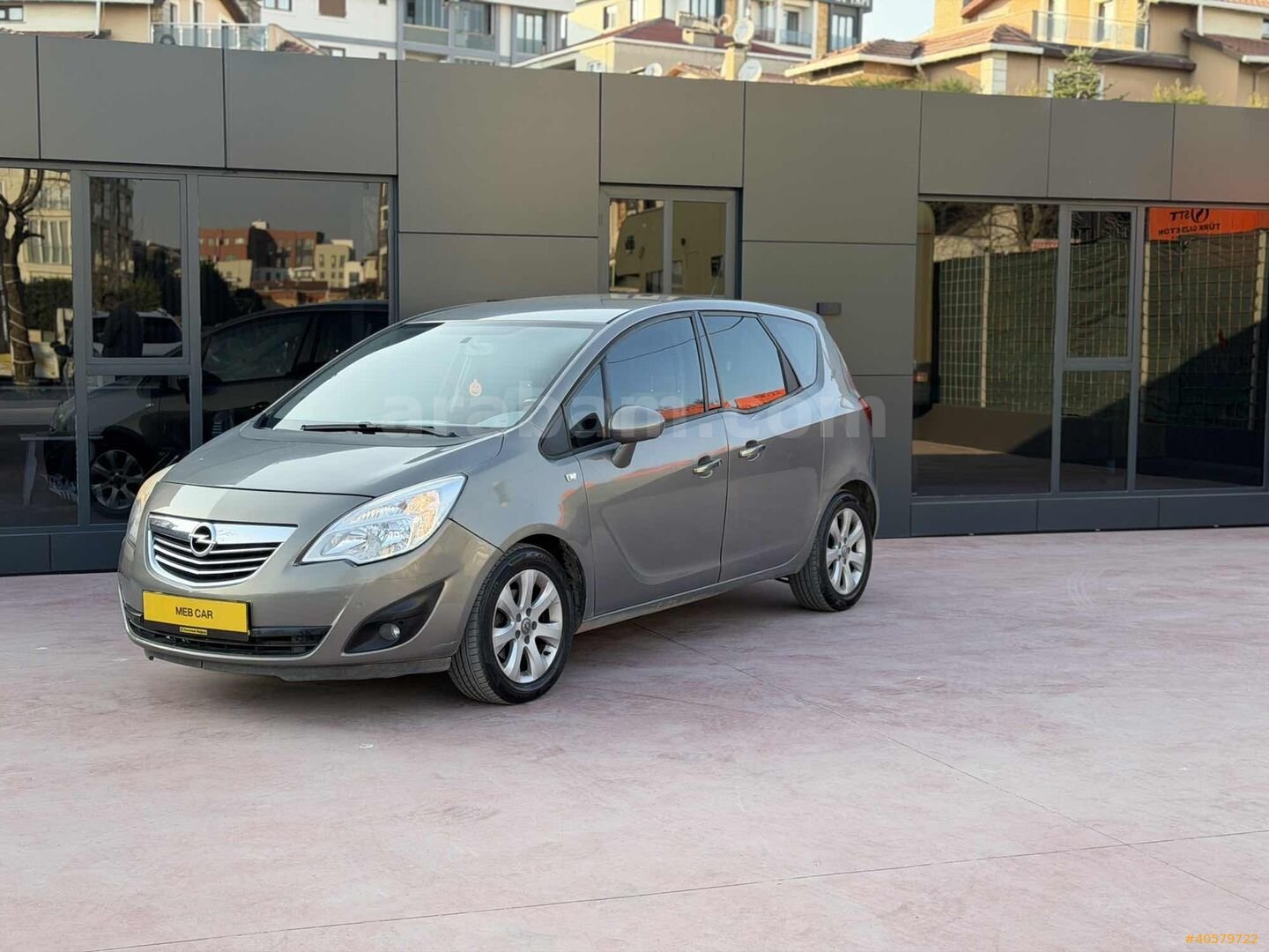 Galeriden Opel Meriva 1.3 CDTI Cosmo 2011 Model İstanbul 355.400 km Şampanya 5