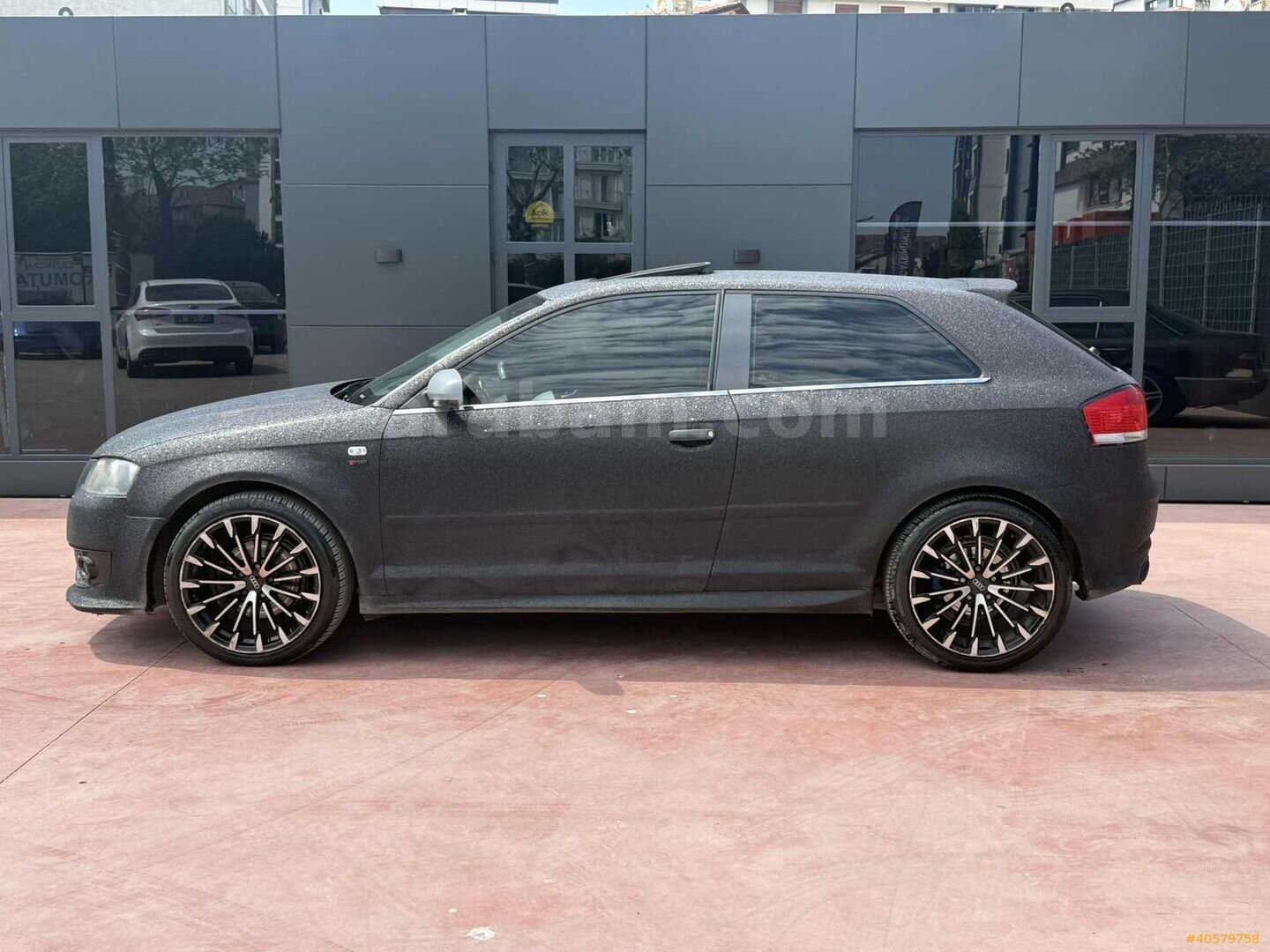 Galeriden Audi A3 Cabrio 1.6 2007 Model İstanbul 259.000 km Siyah 6