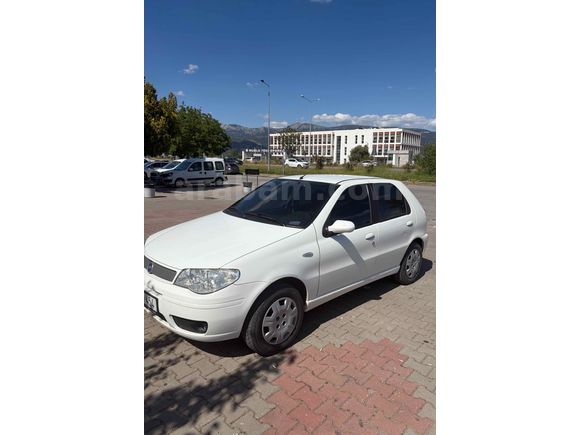 Sahibinden Fiat Palio 1.2 Dynamic 2005 Model  117.000 km Beyaz