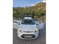 Sahibinden Ford Fiesta 1.25 Trend 2011 Model