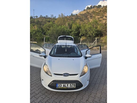 Sahibinden Ford Fiesta 1.25 Trend 2011 Model