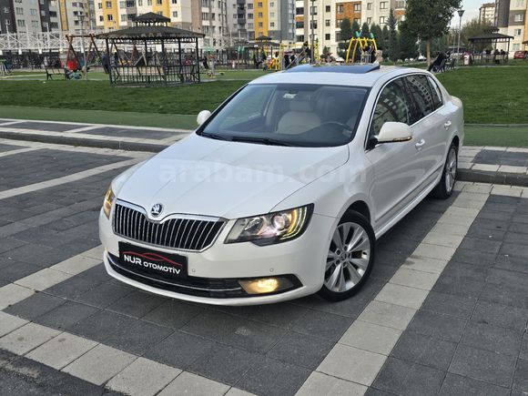 4 KOLTUK ISITMA/HAFIZA/SUNROOF/BOYASZ 2013 SÜPERB 1.6TDİ PRESTİGE