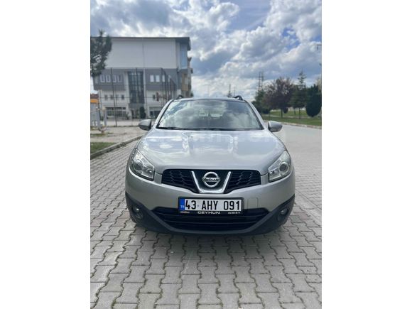 Galeriden Nissan Qashqai 1.5 dCi Tekna Sky Pack 2012 Model Kütahya