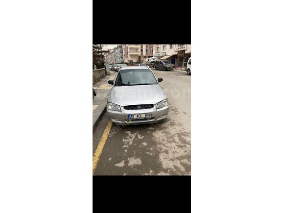 Sahibinden Hyundai Accent 1.3 LS 2001 Model 