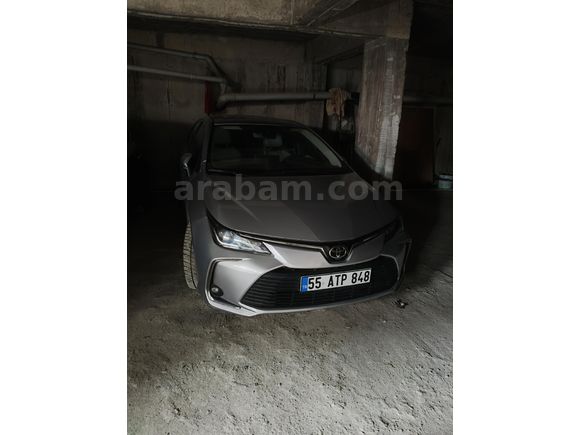 Sahibinden Toyota Corolla 1.5 Flame X-Pack 2022 Model