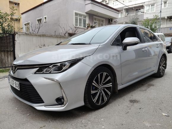 Sahibinden Toyota Corolla 1.5 Flame X-Pack 2022 Model