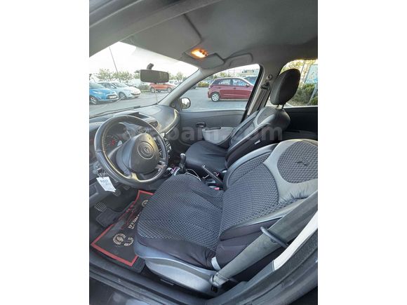 Sahibinden Renault Clio 1.5 dCi Authentique 2011 Model 