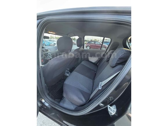 Sahibinden Renault Clio 1.5 dCi Authentique 2011 Model 