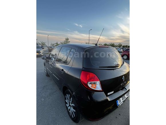 Sahibinden Renault Clio 1.5 dCi Authentique 2011 Model 