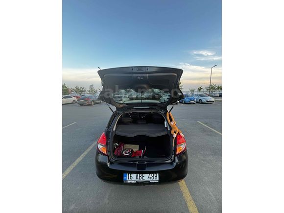 Sahibinden Renault Clio 1.5 dCi Authentique 2011 Model 