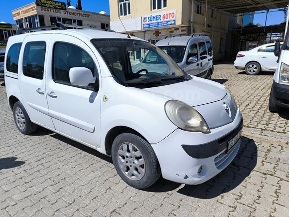 Galeriden Renault Kangoo Multix 1.5 dCi Extreme Edition 2012 Model Mardin
