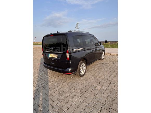Sahibinden Ford Tourneo Connect 2.0 EcoBlue Titanium 2022 Model 