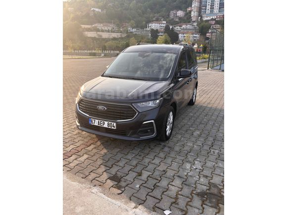 Sahibinden Ford Tourneo Connect 2.0 EcoBlue Titanium 2022 Model 