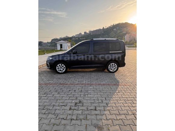 Sahibinden Ford Tourneo Connect 2.0 EcoBlue Titanium 2022 Model 