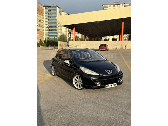 Sahibinden Peugeot 207 1.4 HDi Trendy 2007 Model 