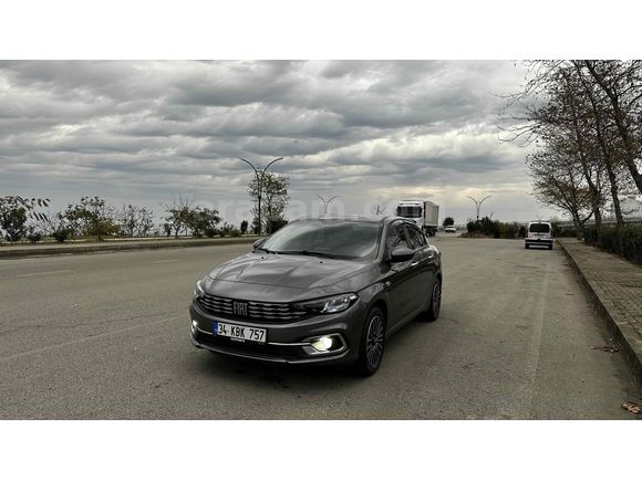 Sahibinden Fiat Egea 1.4 Fire Urban 2024 Model  50.000 km Gri (Gümüş)