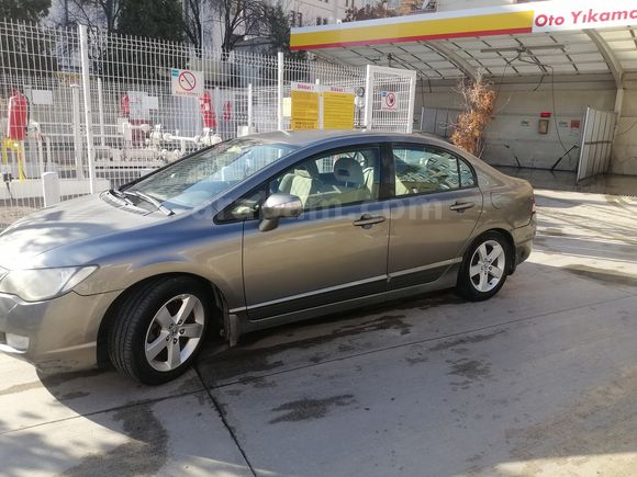 Sahibinden Honda Civic 1.6i VTEC Premium 2008 Model 
