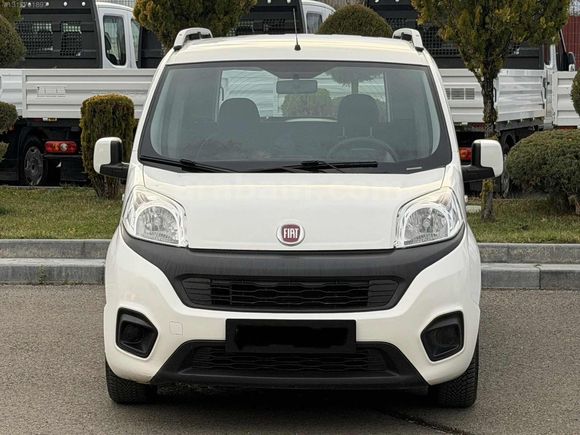ÖMÜR AUTO OTOMOBİL RUHSATLI 61 BİN KM