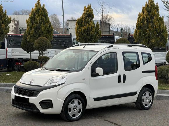ÖMÜR AUTO OTOMOBİL RUHSATLI 61 BİN KM