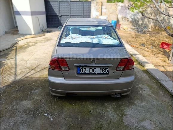 Sahibinden Honda Civic 1.6i VTEC ES 2004 Model