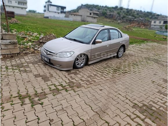 Sahibinden Honda Civic 1.6i VTEC ES 2004 Model