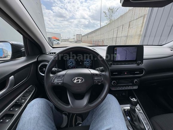 HYUNDAİ KONA 1.6 CRDİ DİZEL HİBRİT 48V 23.000 KM EMSALSİZ