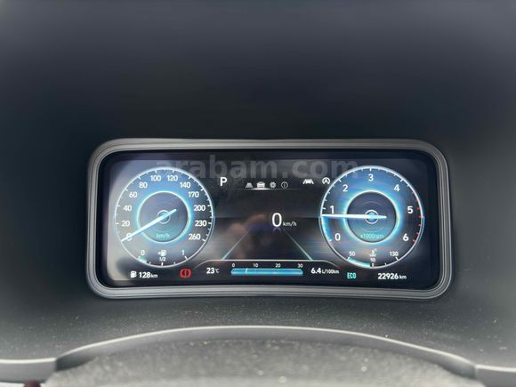 HYUNDAİ KONA 1.6 CRDİ DİZEL HİBRİT 48V 23.000 KM EMSALSİZ