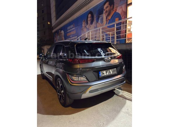 HYUNDAİ KONA 1.6 CRDİ DİZEL HİBRİT 48V 23.000 KM EMSALSİZ