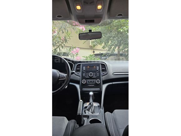 Sahibinden Renault Megane 1.3 TCe Joy 2021 Model 